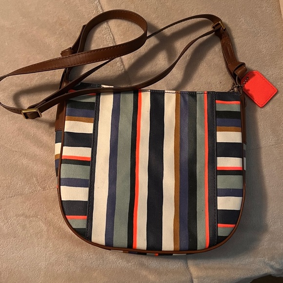 NEW!!! Fossil striped shoulder bag - Picture 2 of 4